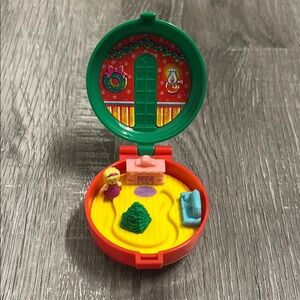 Vintage McDonald’s Polly Pocket Compact